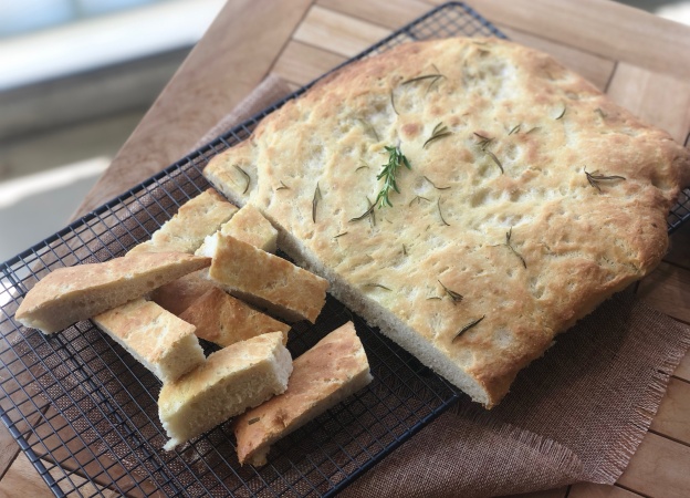 Focaccia au romarin