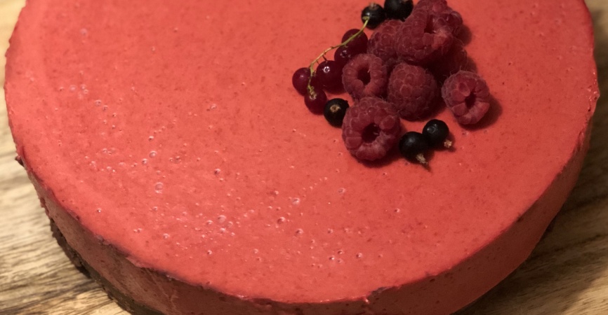 Bavarois framboises Chocolat sur gateau aux noisettes (le faire la veuille)