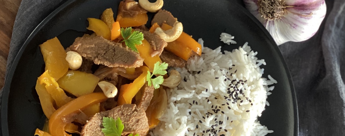Veau Poivrons sauce piquante
