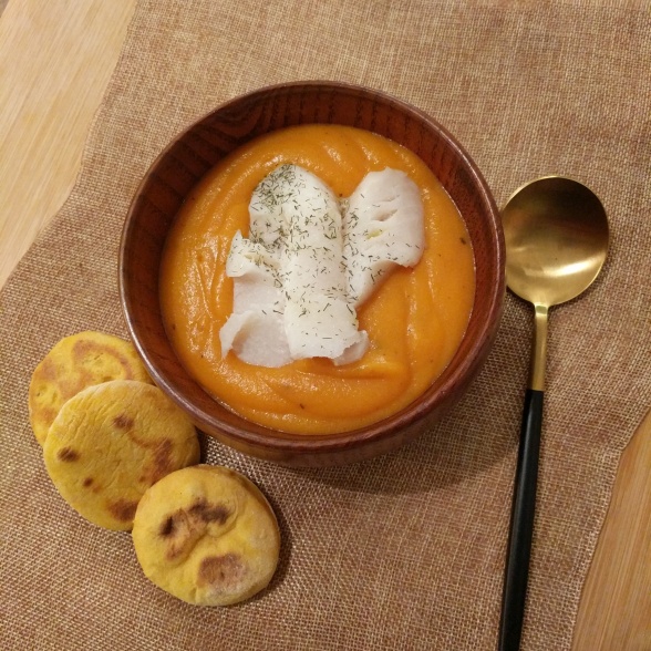 Velouté de carottes, courge, patate douce puis son cabillaud