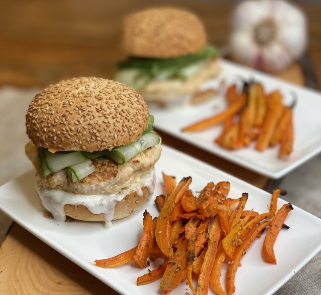 Burger au saumon avocat