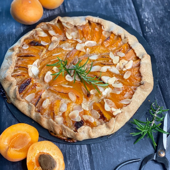 Tarte abricot romarin