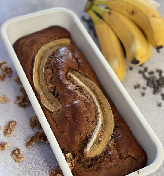 Banana bread aux cacahuètes et aux noix